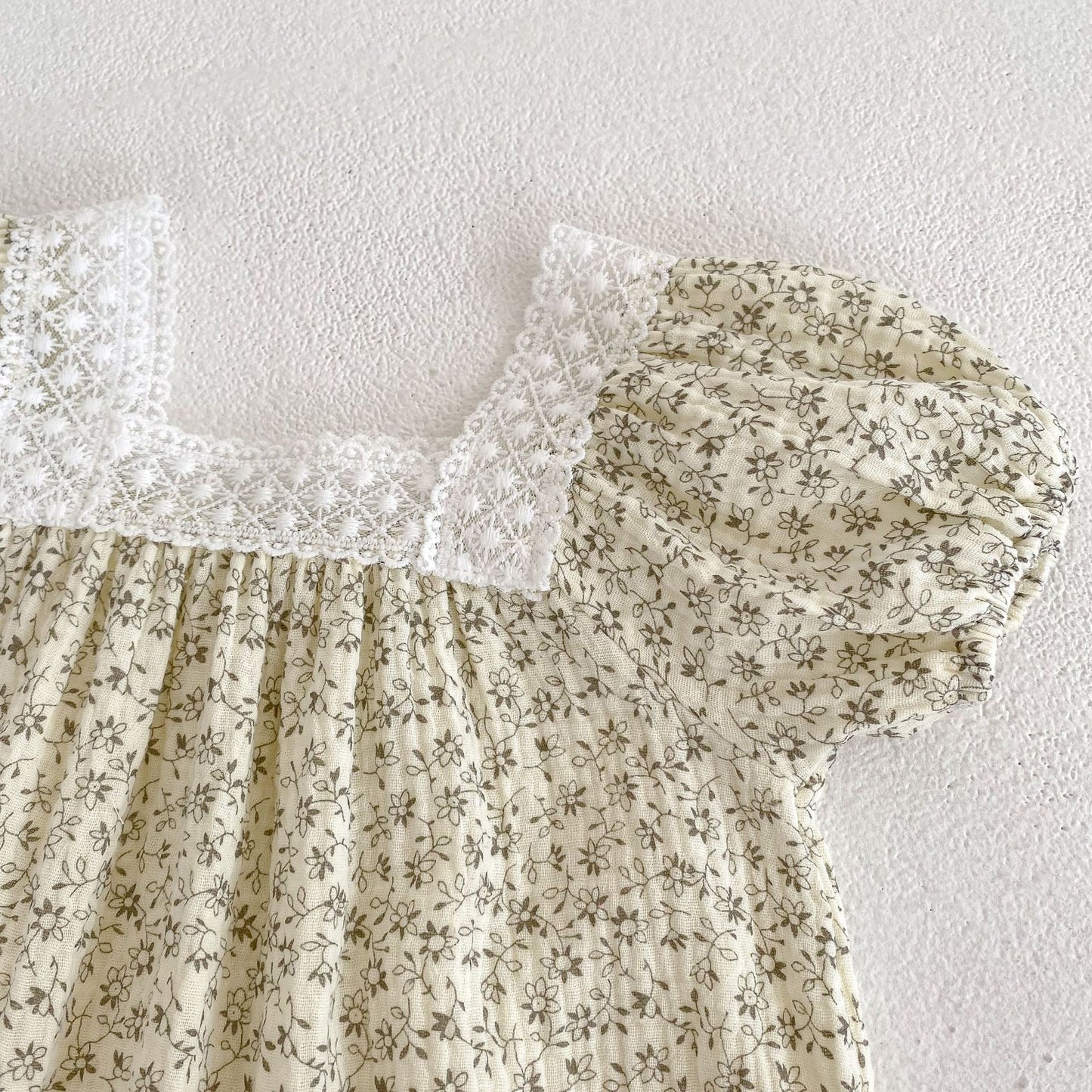 Baby Girl Lace Trim Floral Square Neck Bodysuit