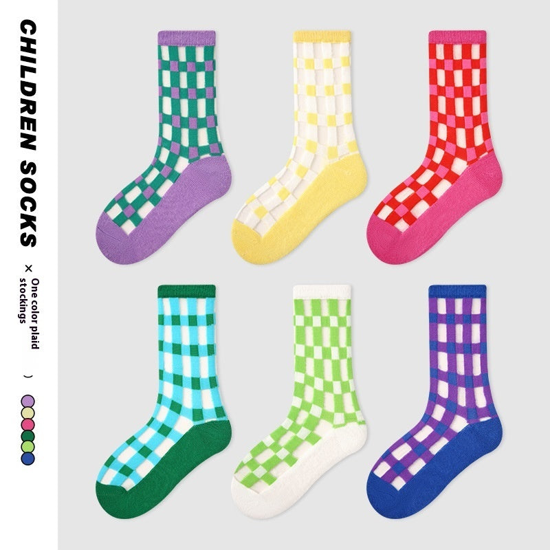 Chaussettes à carreaux assorties